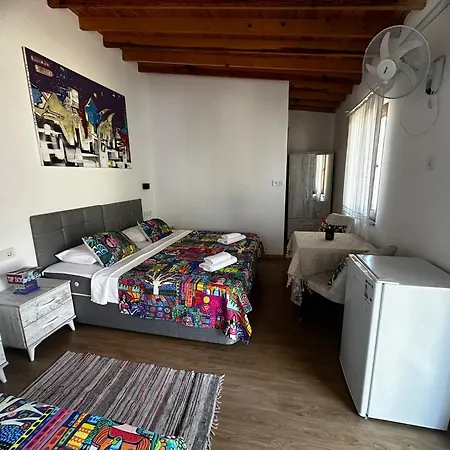 Madam Afrodit Otel Bozcaada