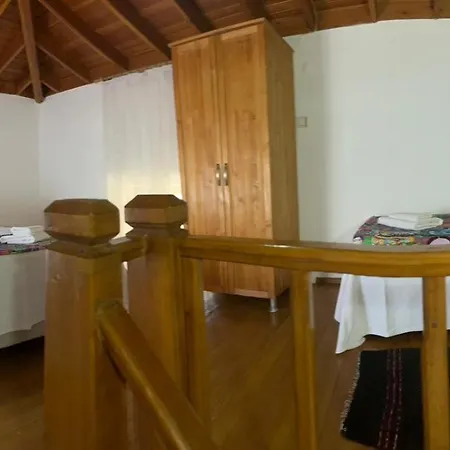 Madam Afrodit * Bozcaada