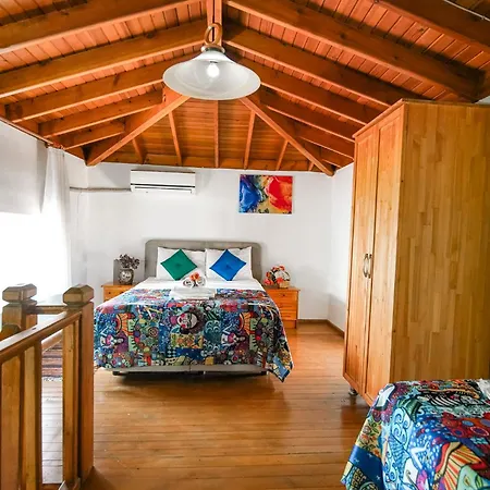 Madam Afrodit Hotel *